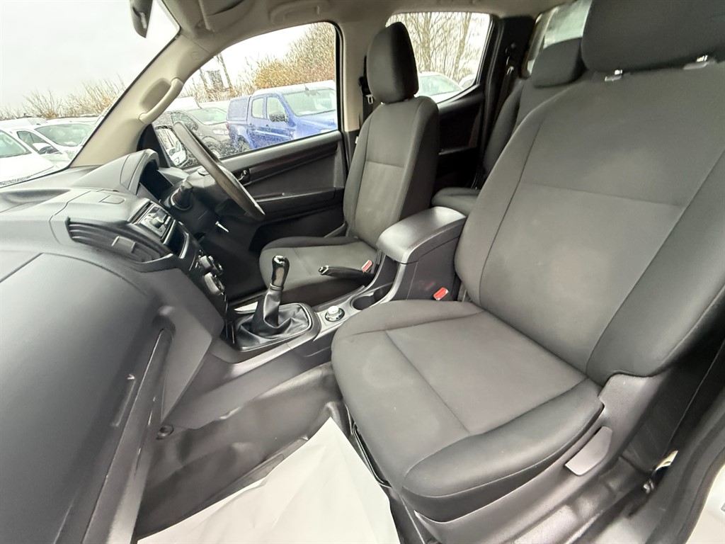 Used Isuzu D-Max 2018 for sale - 76818092: Photo 9