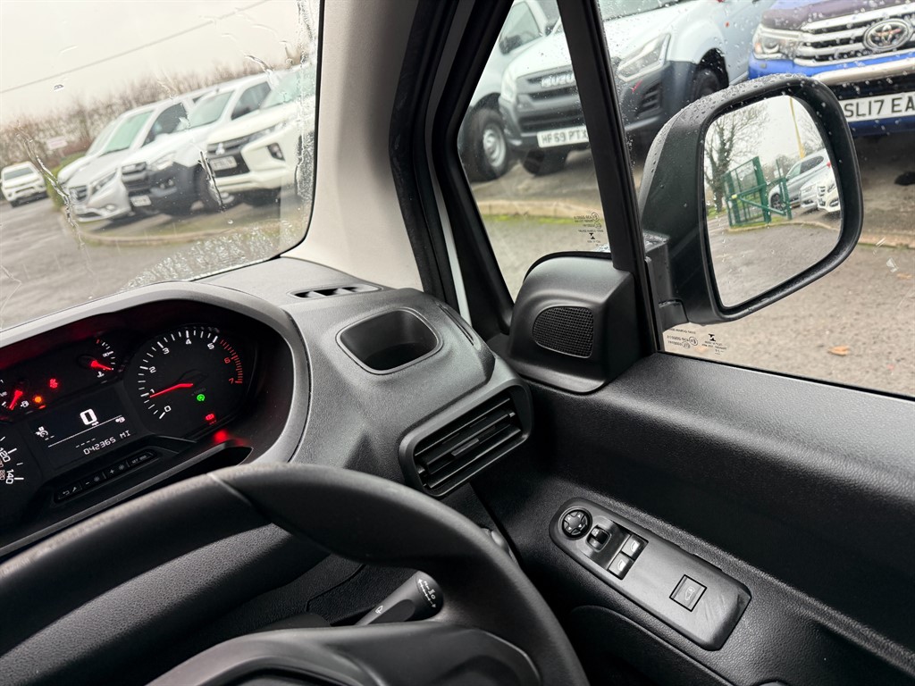 Used Peugeot Partner 2020 for sale - 77326598: Photo 18