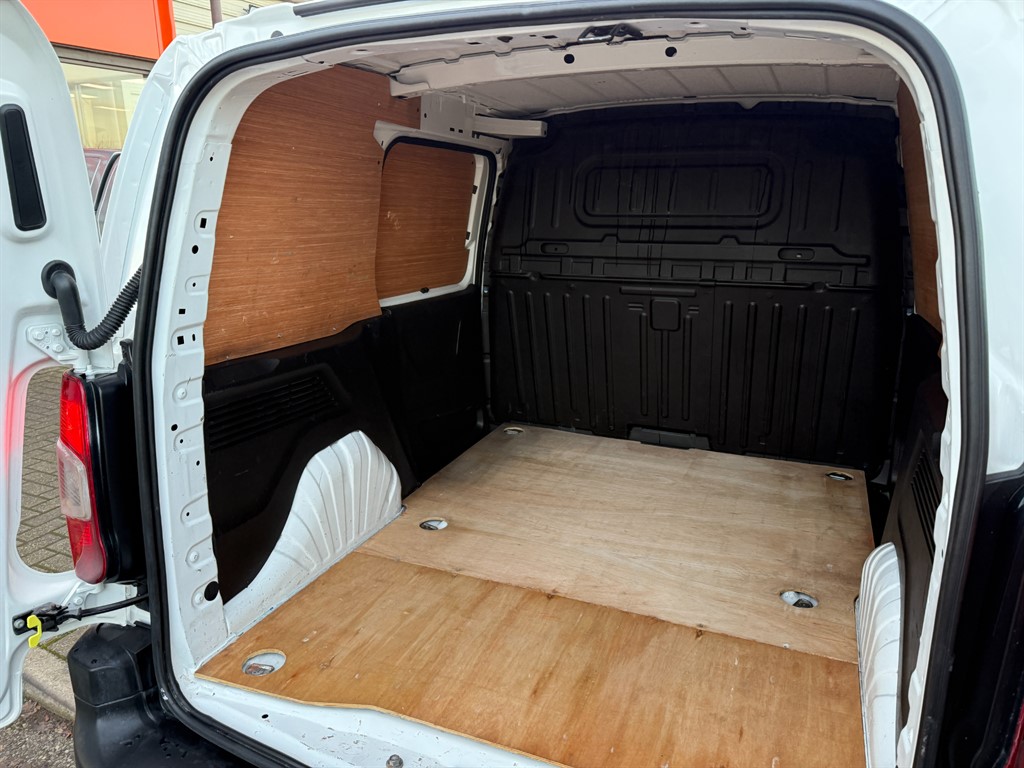 Used Vauxhall Combo 2021 for sale - 77137935: Photo 11