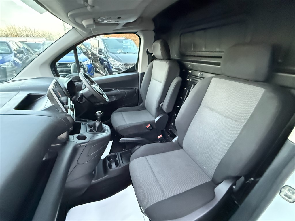 Used Vauxhall Combo 2021 for sale - 77137935: Photo 13