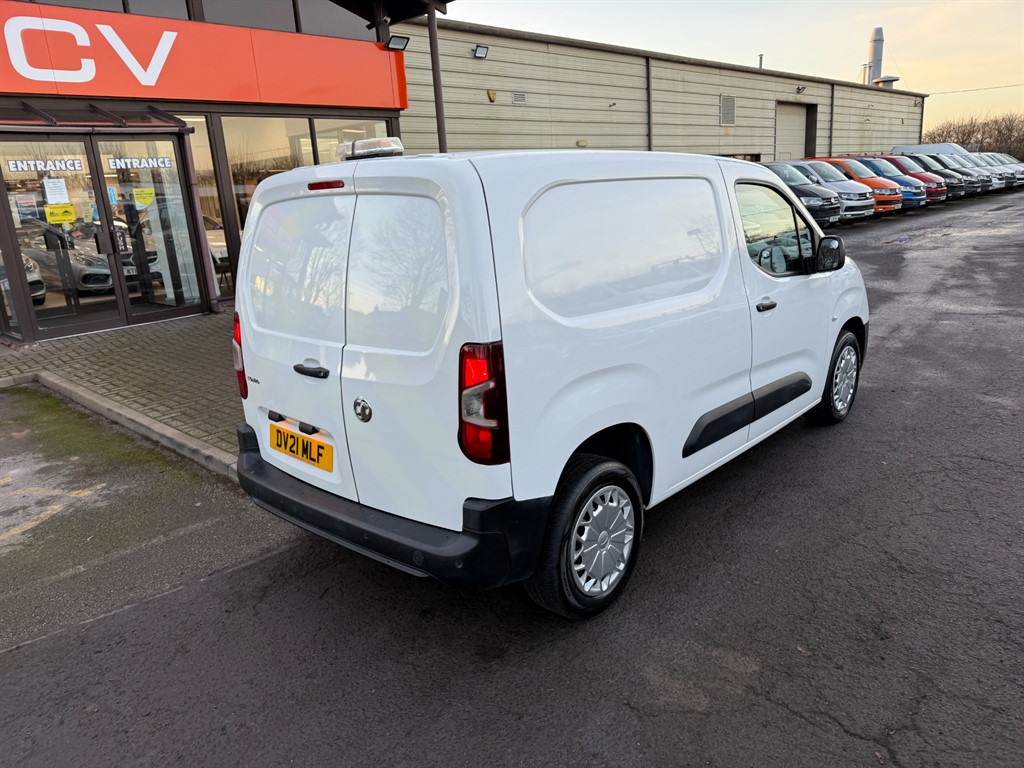 Used Vauxhall Combo 2021 for sale - 77137935: Photo 4