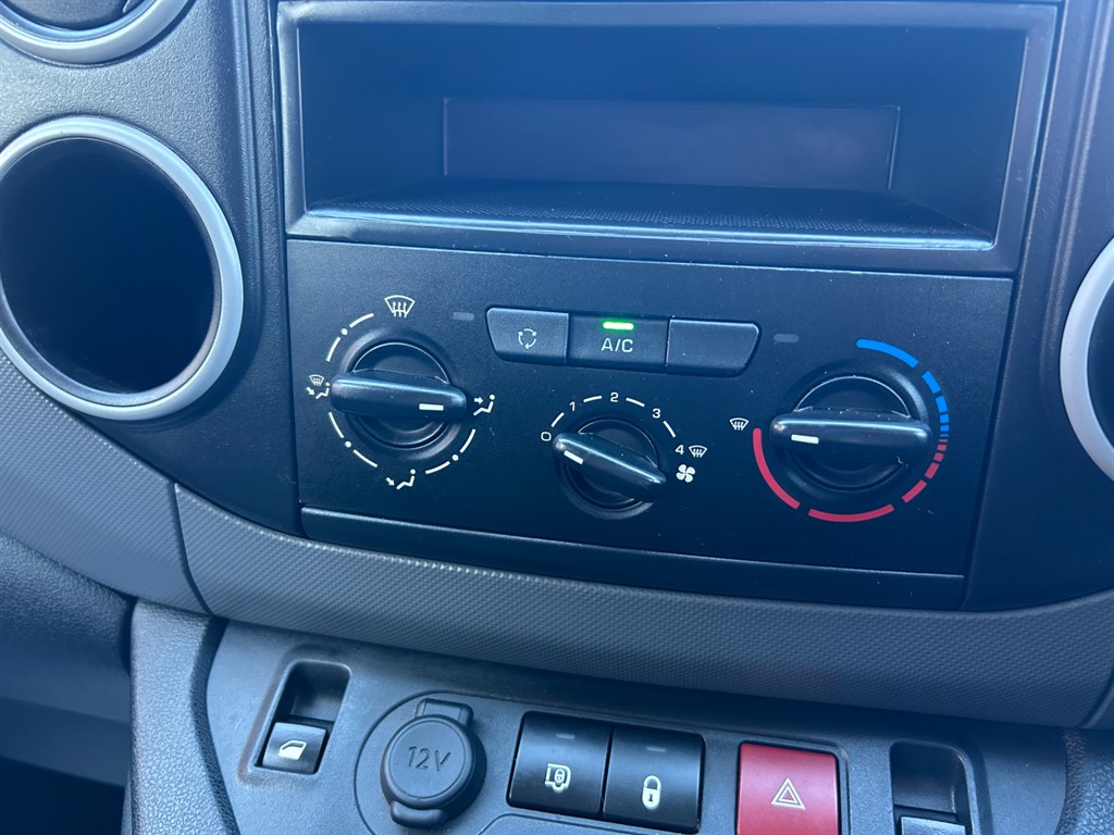 Used Peugeot Partner 2018 for sale - 77581710: Photo 21