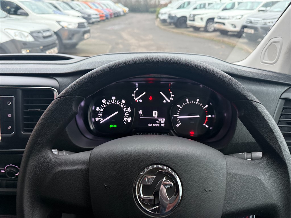 Used Vauxhall Vivaro 2022 for sale - 77047916: Photo 16