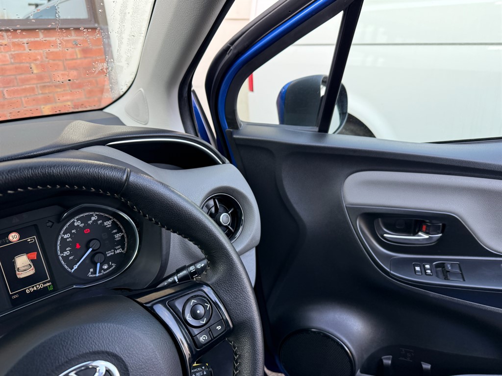 Used Toyota Yaris 2020 for sale - 77665349: Photo 16