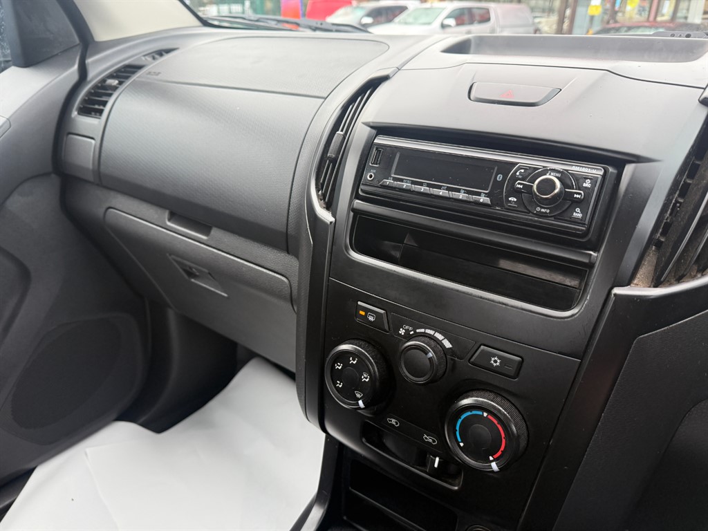 Used Isuzu D-Max 2019 for sale - 77300742: Photo 15