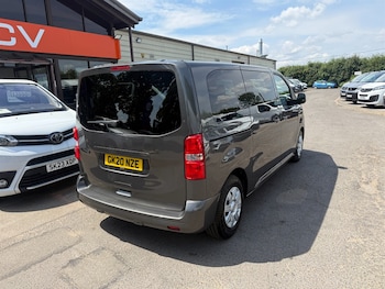 Used Toyota PROACE CITY Verso 2020 for sale - 79102109: Photo