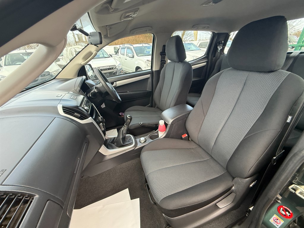 Used Isuzu D-Max 2016 for sale - 77708396: Photo 8