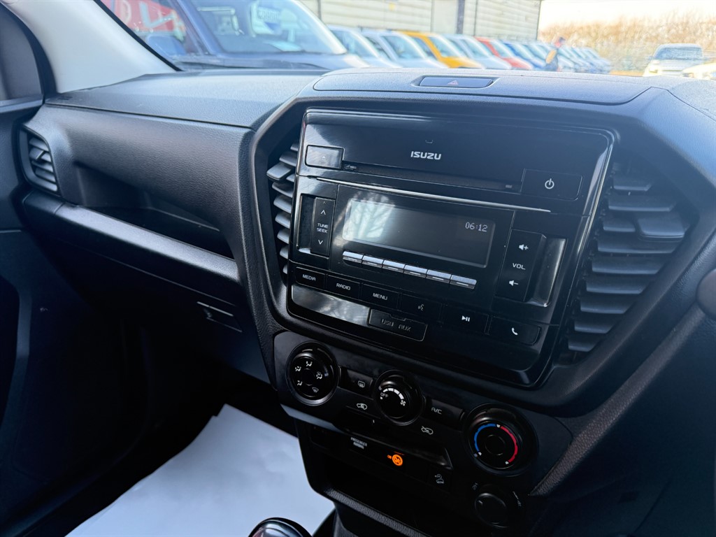 Used Isuzu D-Max 2021 for sale - 77732868: Photo 16