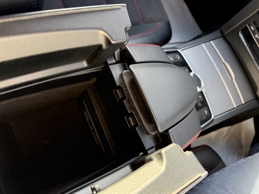 Used Mercedes-Benz E Class 2016 for sale - 76196196: Photo 27