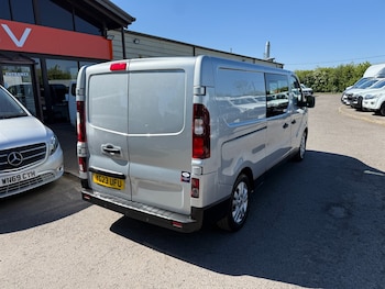 Used Renault Trafic 2023 for sale - 78370690: Photo