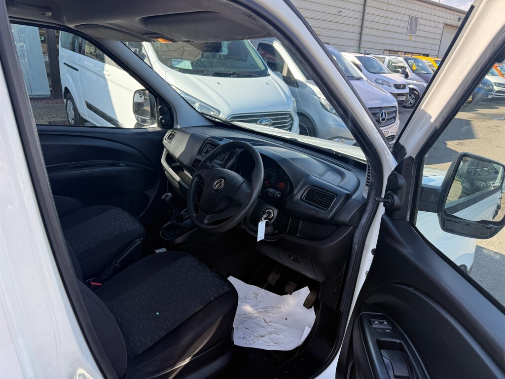 Used Vauxhall Combo 2016 for sale - 77819228: Photo 10