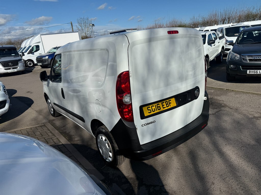 Used Vauxhall Combo 2016 for sale - 77819228: Photo 5