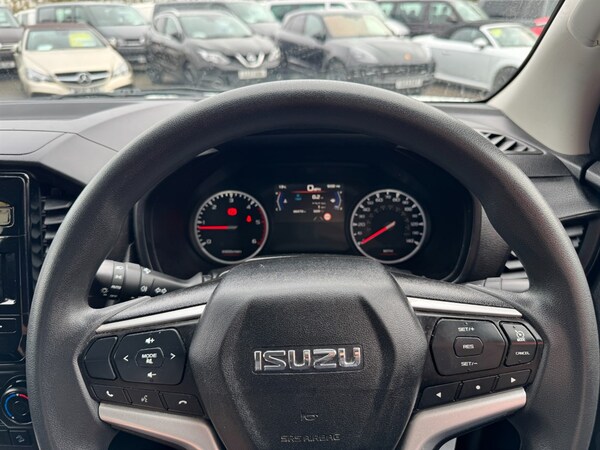 Used Isuzu D-Max 2021 for sale - 75570719: Photo 15
