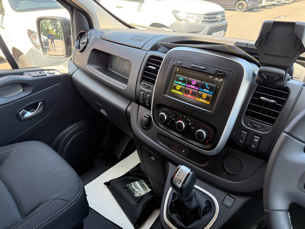 Used Renault Trafic 2021 for sale - 77981231: Photo 11