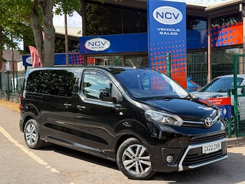 Used Toyota PROACE CITY Verso 2022 for sale - 79761965: Photo
