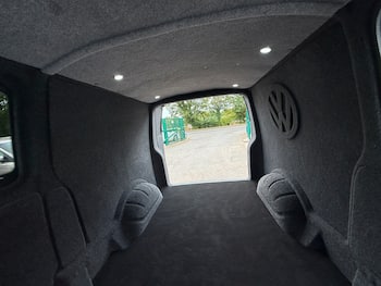 Used Volkswagen Transporter 2022 for sale - 79842091: Photo
