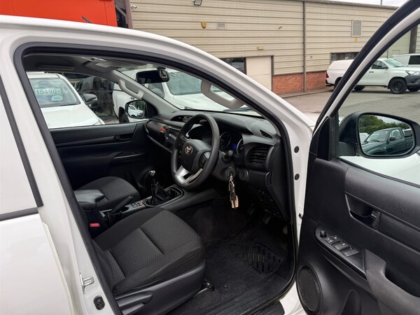 Used Toyota Hilux 2020 for sale - 75571105: Photo 16