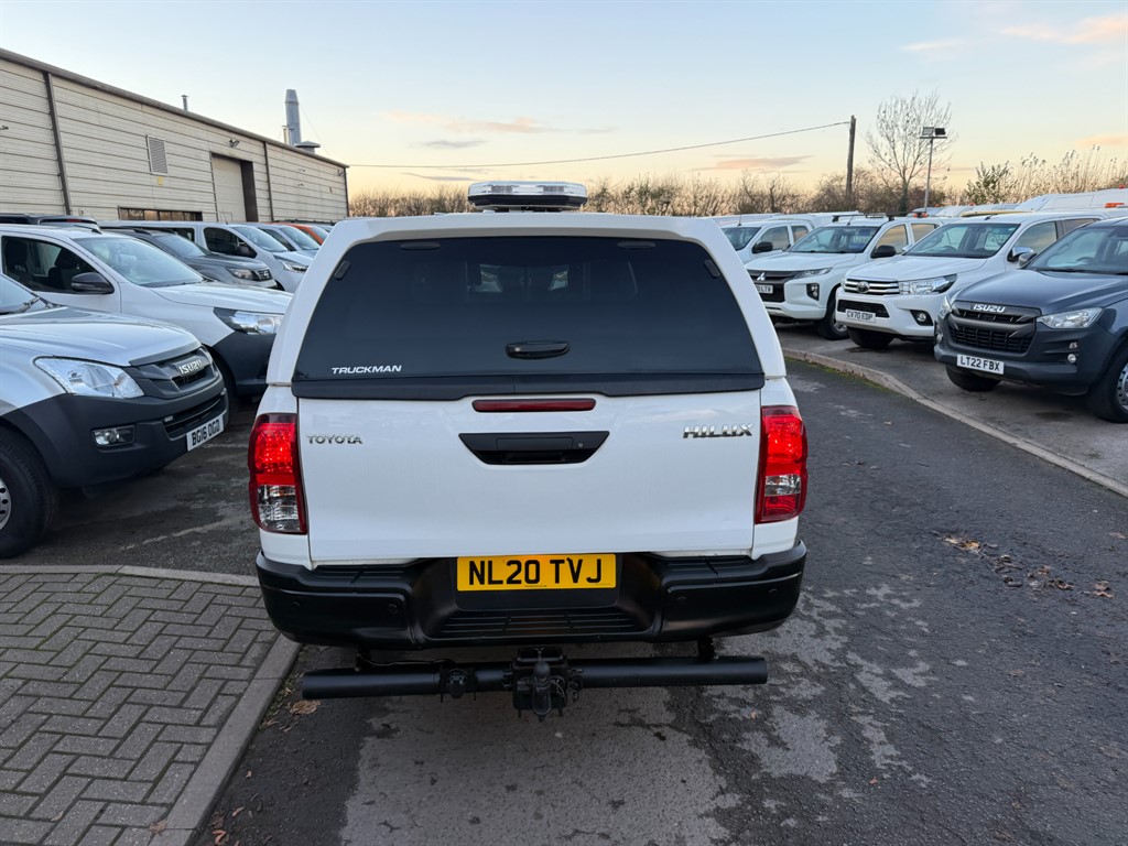 Used Toyota Hilux 2020 for sale - 76640631: Photo 3