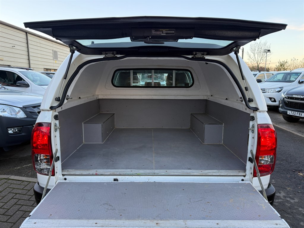 Used Toyota Hilux 2020 for sale - 76640631: Photo 4