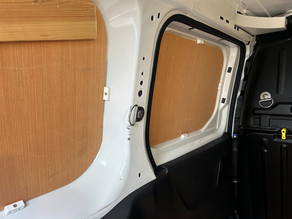 Used Peugeot Partner 2021 for sale - 77911524: Photo 16