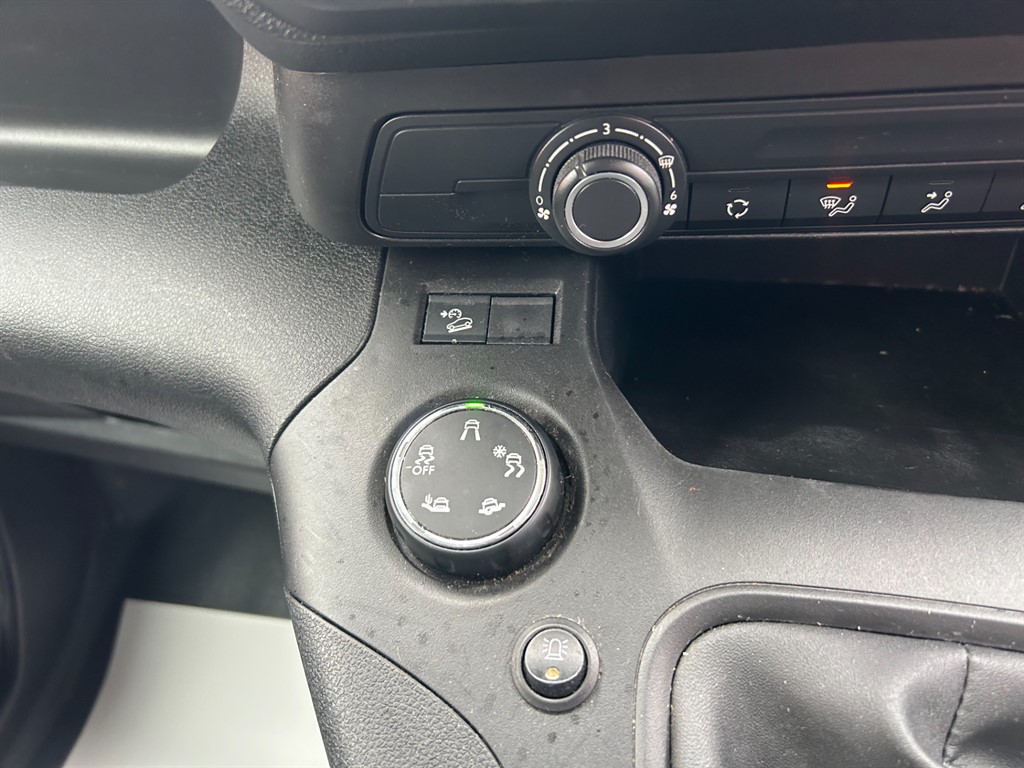 Used Peugeot Partner 2021 for sale - 77911524: Photo 27