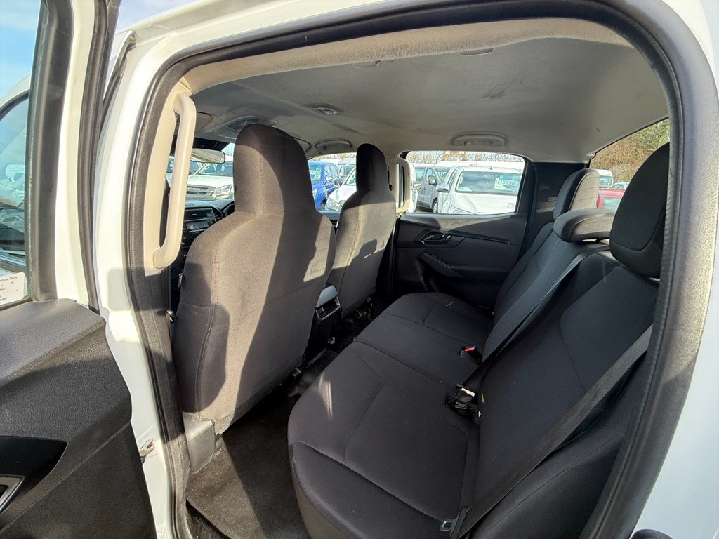 Used Isuzu D-Max 2023 for sale - 77354043: Photo 11
