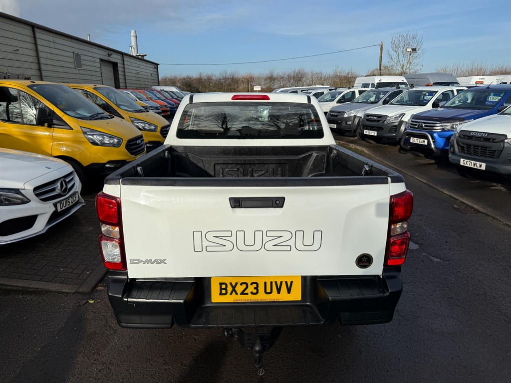 Used Isuzu D-Max 2023 for sale - 77354043: Photo 4