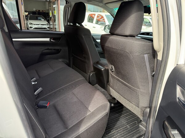 Used Toyota Hilux 2020 for sale - 75569860: Photo 13