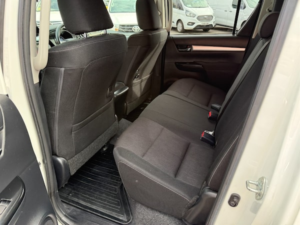 Used Toyota Hilux 2020 for sale - 75569860: Photo 14