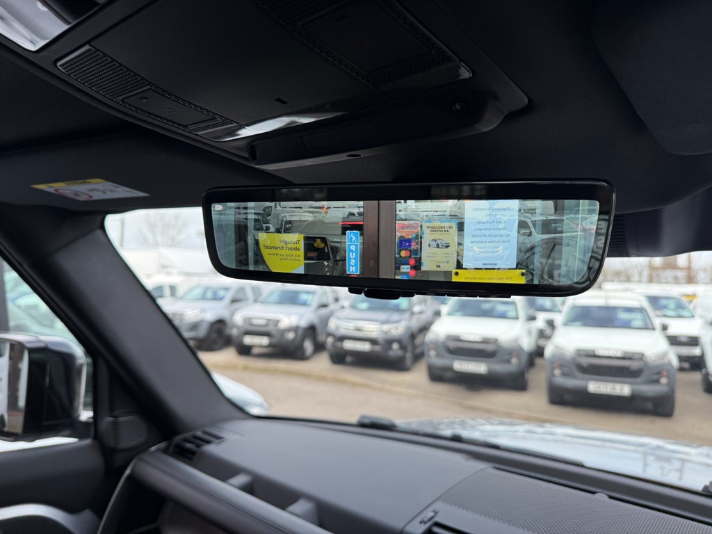 Used Land Rover Defender 2023 for sale - 77746363: Photo 17