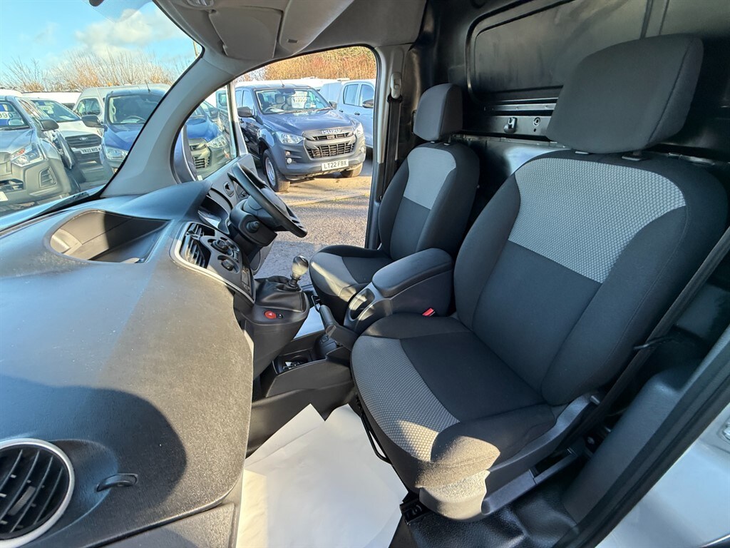 Used Renault Kangoo 2021 for sale - 76922073: Photo 13