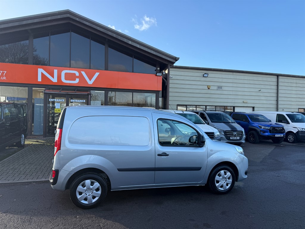 Used Renault Kangoo 2021 for sale - 76922073: Photo 2