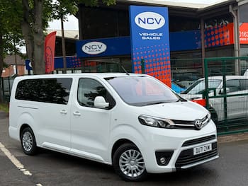Used Toyota PROACE CITY Verso 2021 for sale - 79735737: Photo
