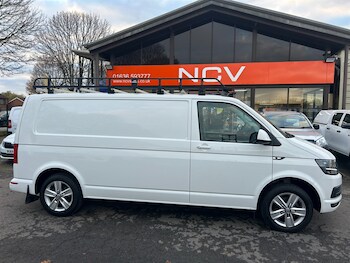 Used Volkswagen Transporter 2018 for sale - 76532360: Photo