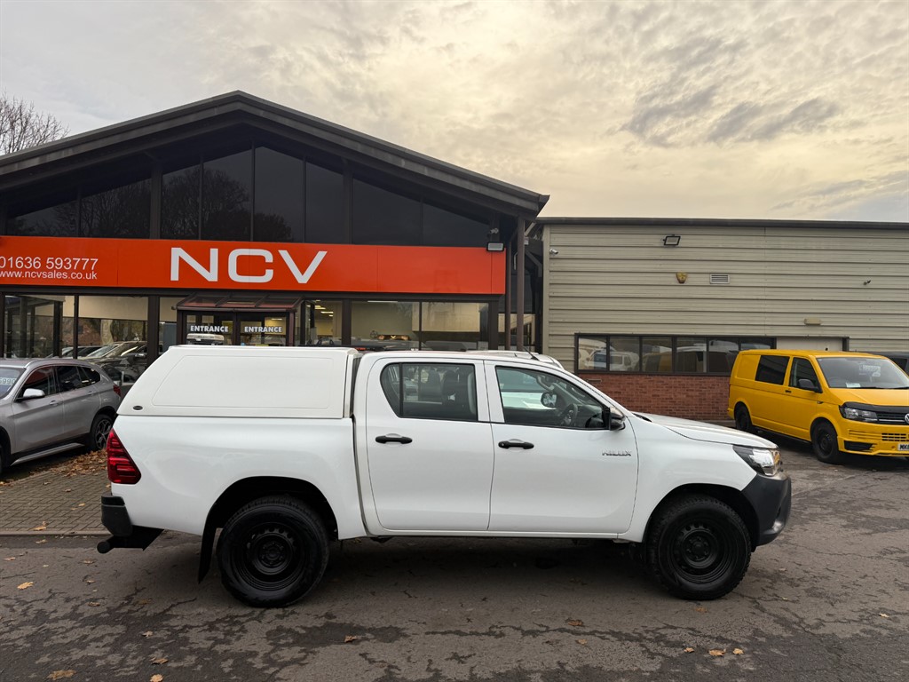 Used Toyota Hilux 2020 for sale - 76507798: Photo 2