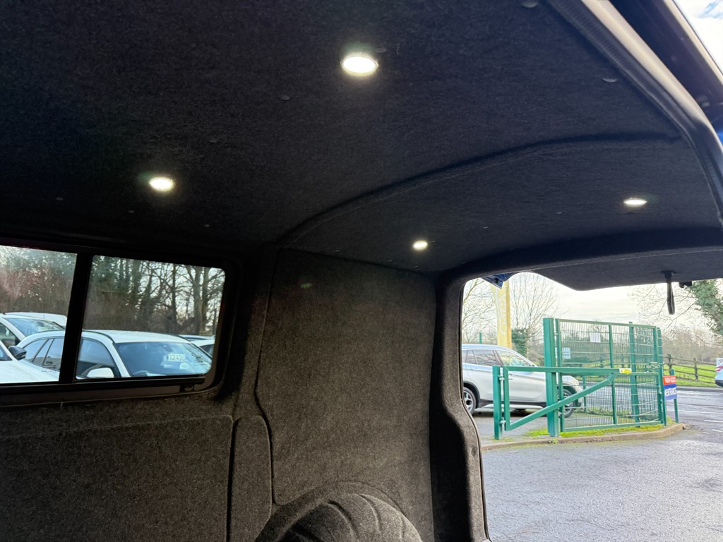 Used Volkswagen Transporter 2023 for sale - 77205863: Photo 8