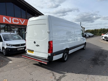 Used Mercedes-Benz Sprinter 2021 for sale - 76117197: Photo
