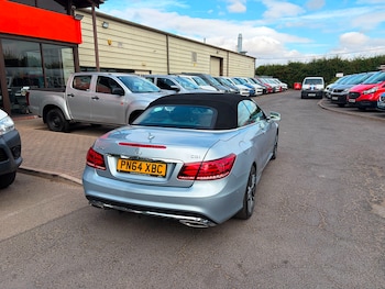 Used Mercedes-Benz E Class 2014 for sale - 79369197: Photo