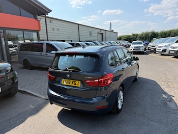 Used BMW 2 Series 2018 for sale - 79196055: Photo