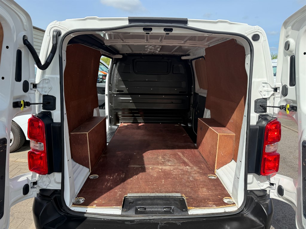 Used Vauxhall Vivaro 2020 for sale - 78207002: Photo 13