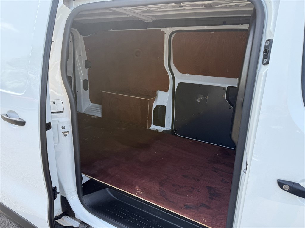 Used Vauxhall Vivaro 2020 for sale - 78207002: Photo 14