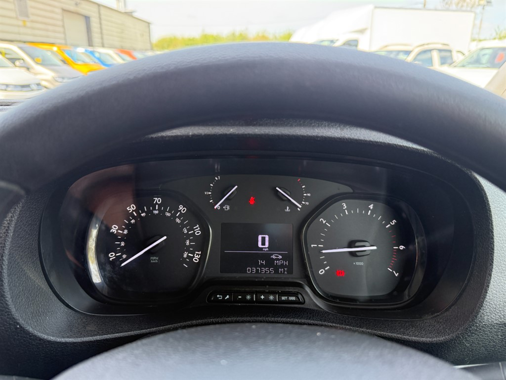 Used Vauxhall Vivaro 2020 for sale - 78207002: Photo 16