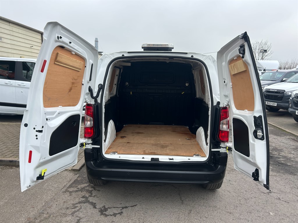 Used Peugeot Partner 2021 for sale - 77641062: Photo 12