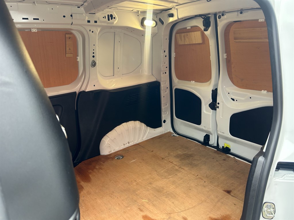Used Peugeot Partner 2021 for sale - 77641062: Photo 13