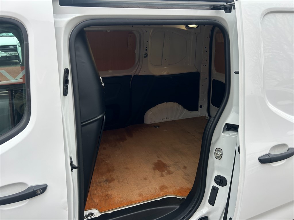 Used Peugeot Partner 2021 for sale - 77641062: Photo 19