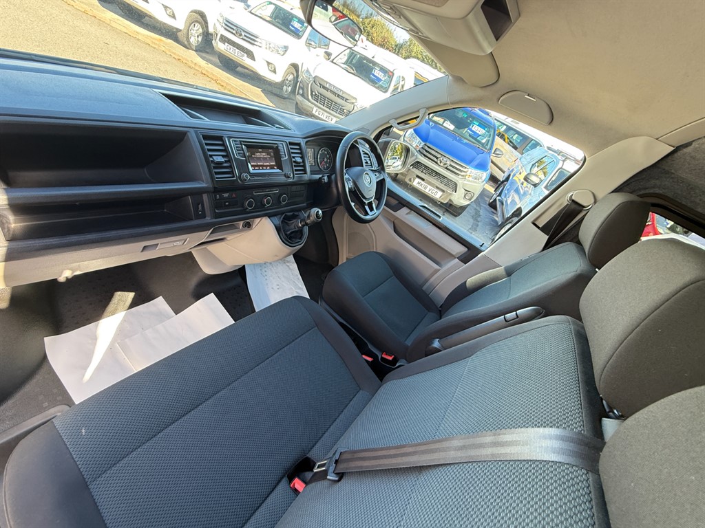 Used Volkswagen Transporter 2016 for sale - 76842390: Photo 14