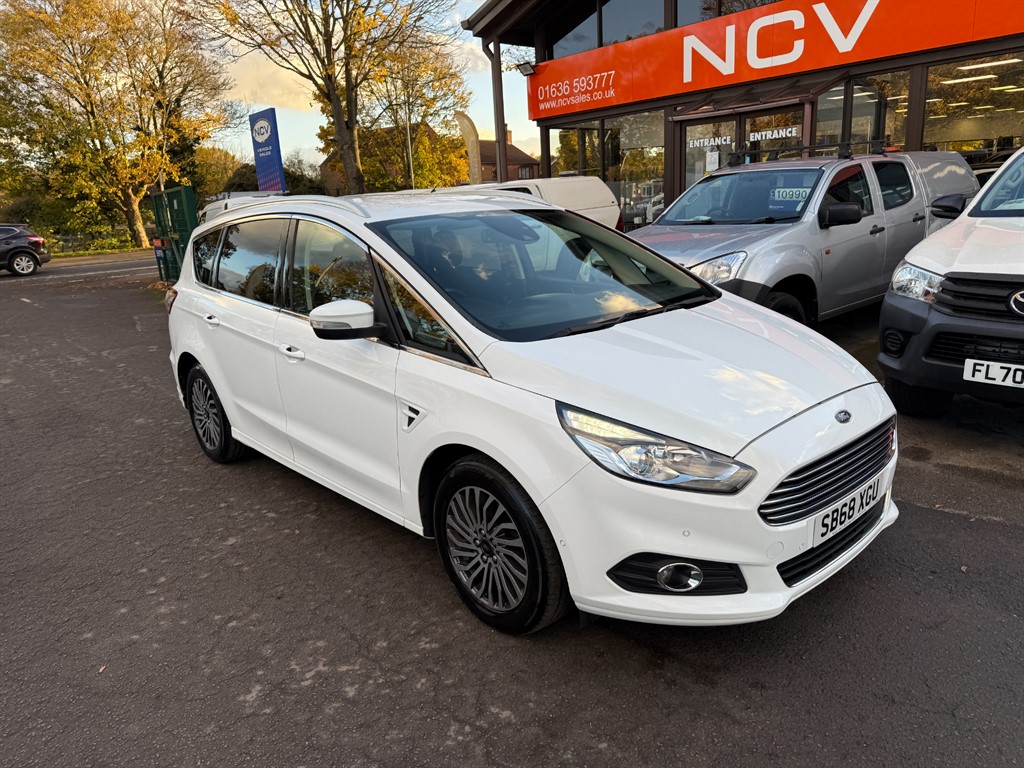 Used Ford S-Max 2018 for sale - 76404940: Photo 17