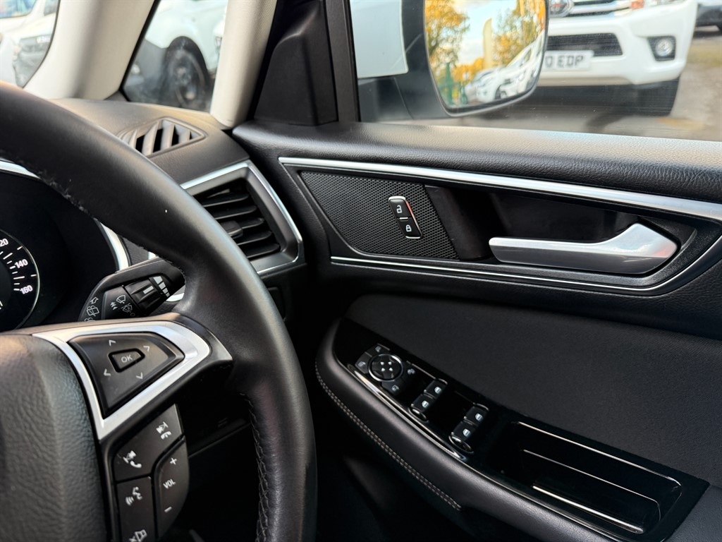 Used Ford S-Max 2018 for sale - 76404940: Photo 23