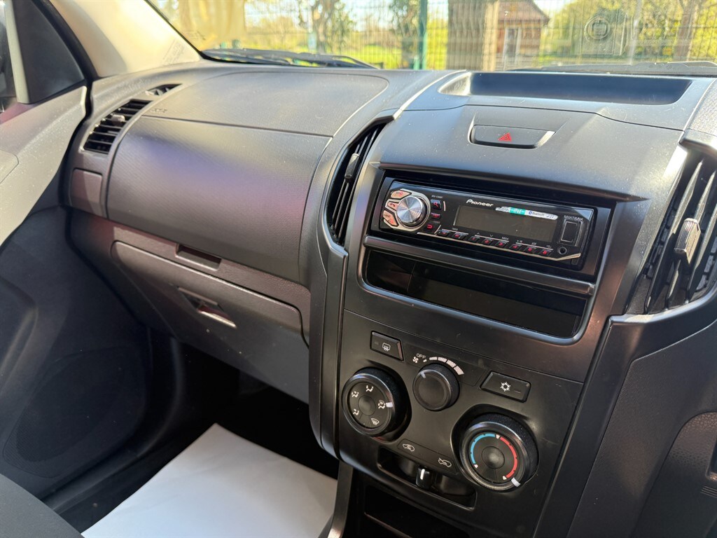 Used Isuzu D-Max 2015 for sale - 78028247: Photo 18