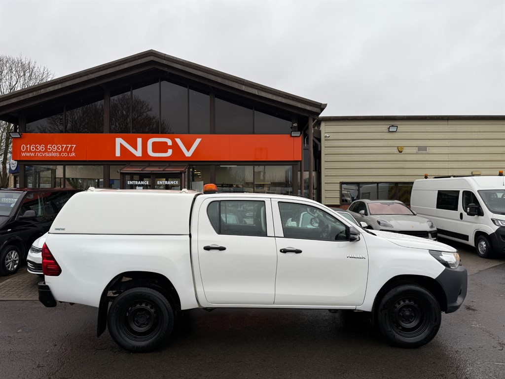 Used Toyota Hilux 2020 for sale - 77293747: Photo 2